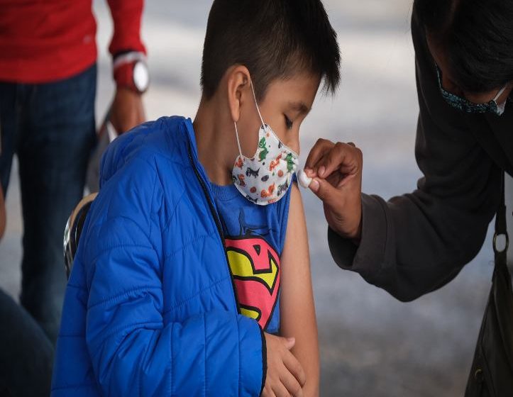  Abierta vacunación de 5 a 11 años, Casa Atención de Moni Valdez ayuda a registrarse