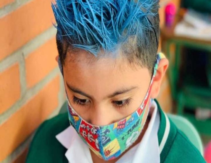  En Michoacán, jóvenes que llegaron con tatuajes y cabello pintado a escuelas fueron regresados: SEE