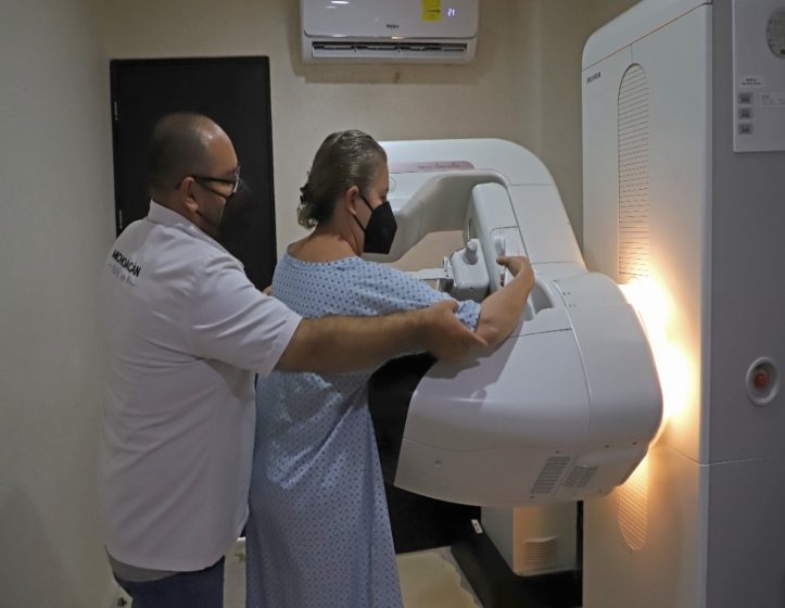  Exhorta SSM a realizarse mastografía para detección temprana de cáncer de mama
