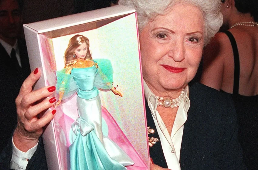  Esta es la historia detrás de Ruth Handler, empresaria creadora de Barbie