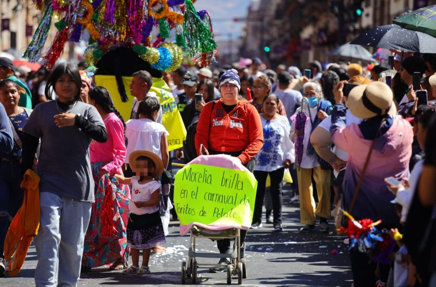  Celebra Alfonso Martínez el Festival del Torito de Petate