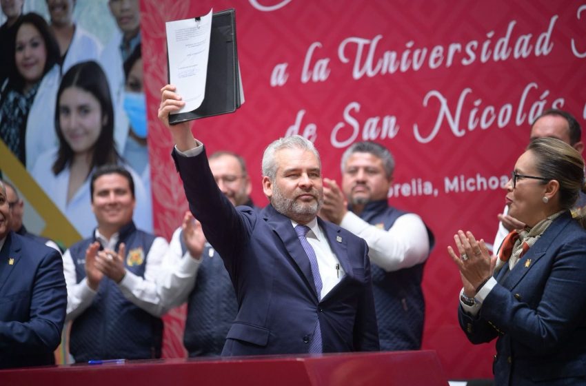  Con reforma constitucional a la UMSNH quedan atrás 50 años de déficit financiero: Bedolla