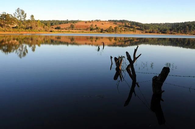  Ojo con el agua en Santiago Undameo, se la están robando