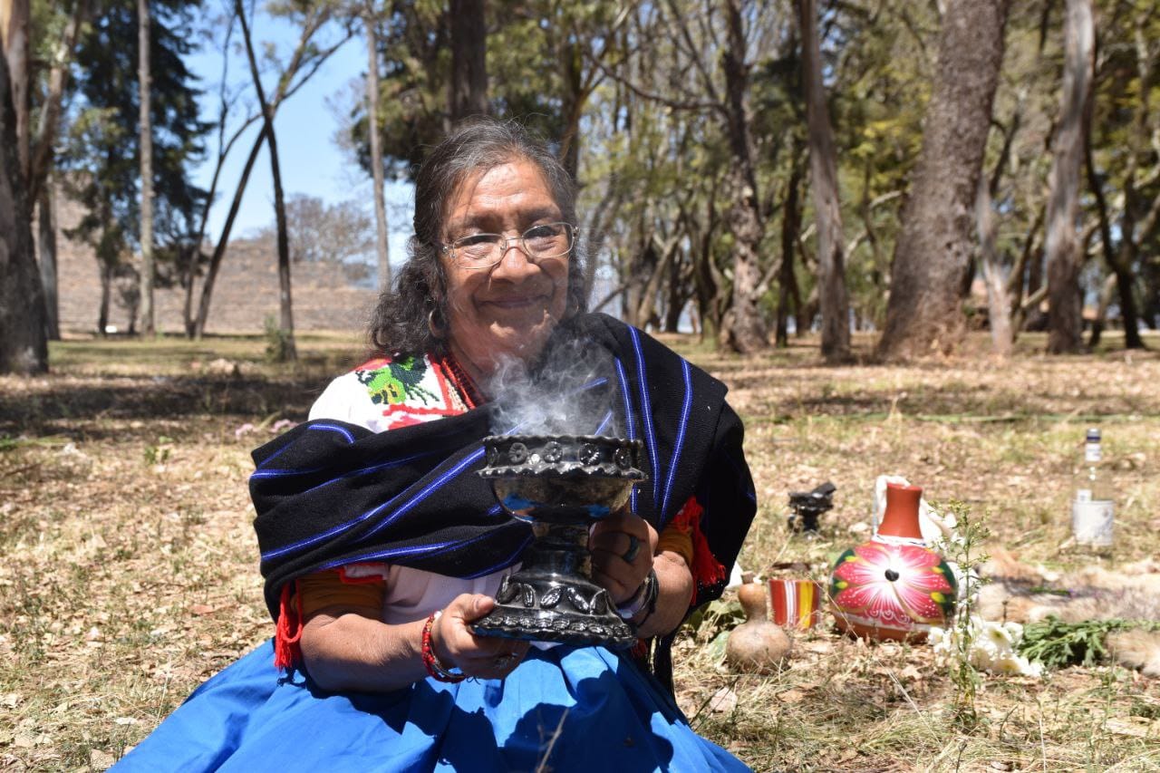  Josefina Chávez con ancestral ritual inaugura la Kuínchekua