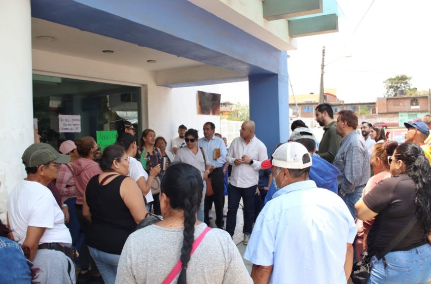  Toman instalaciones de OOAPAS por falta de agua en Felipe Carrillo