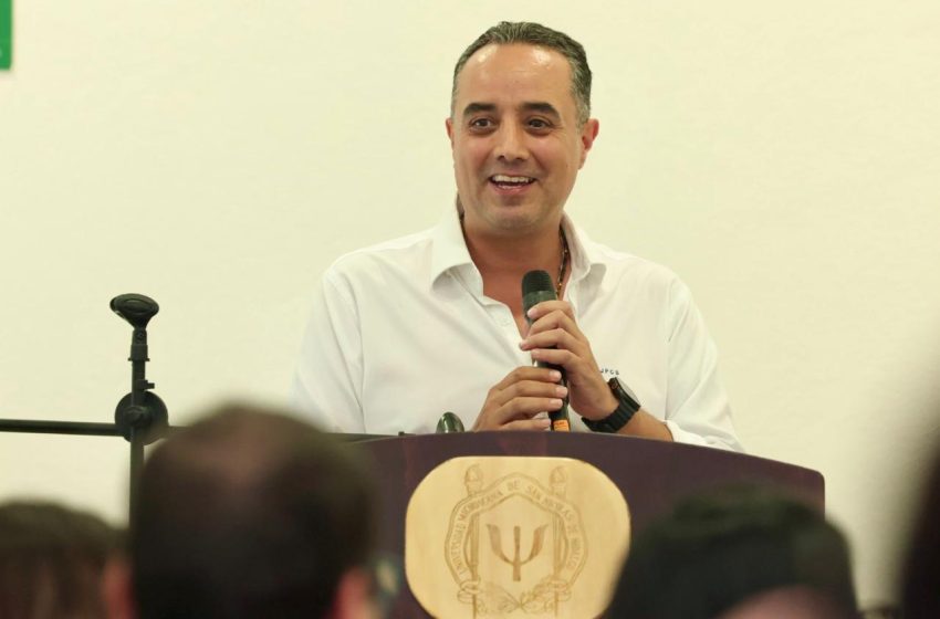  Juan Pablo Celis convoca al Zócalo: “México vive siete años de Transformación y el pueblo es el protagonista