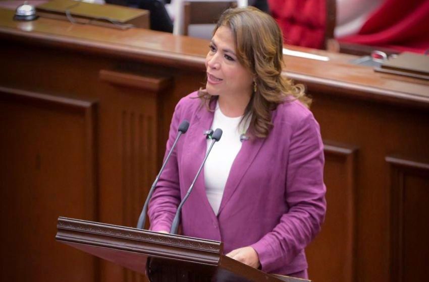  Denuncian violencia política de género en el Congreso de Michoacán