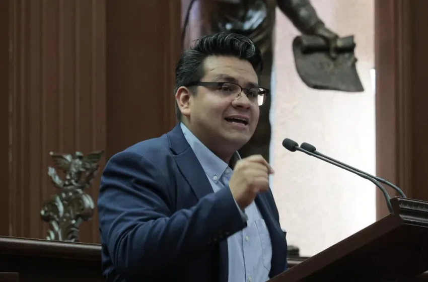  Antonio Carreño exige atender crisis de desapariciones en Michoacán